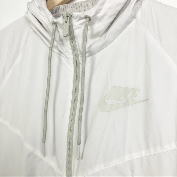 Nike Sportswear Windrunner Hooded Jacket Full Zip - Picture 6 of 11